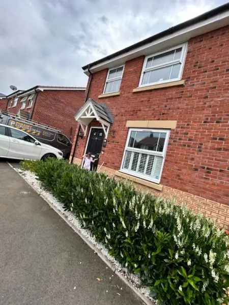 House For Rent in Warwick, England