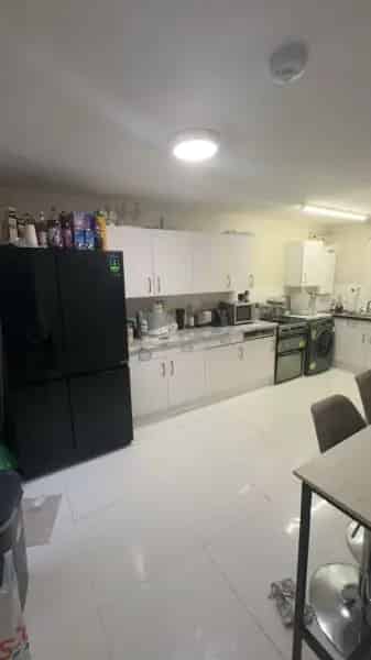 3 Bedroom Terraced House Near Amenities