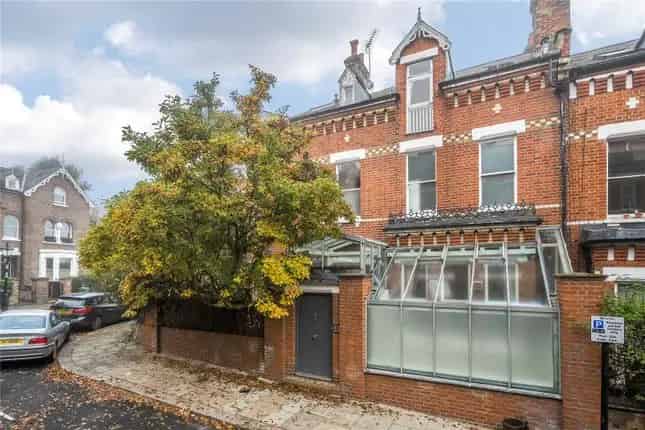 5 Bedroom Victorian House for Sale in Hampstead Village London NW3