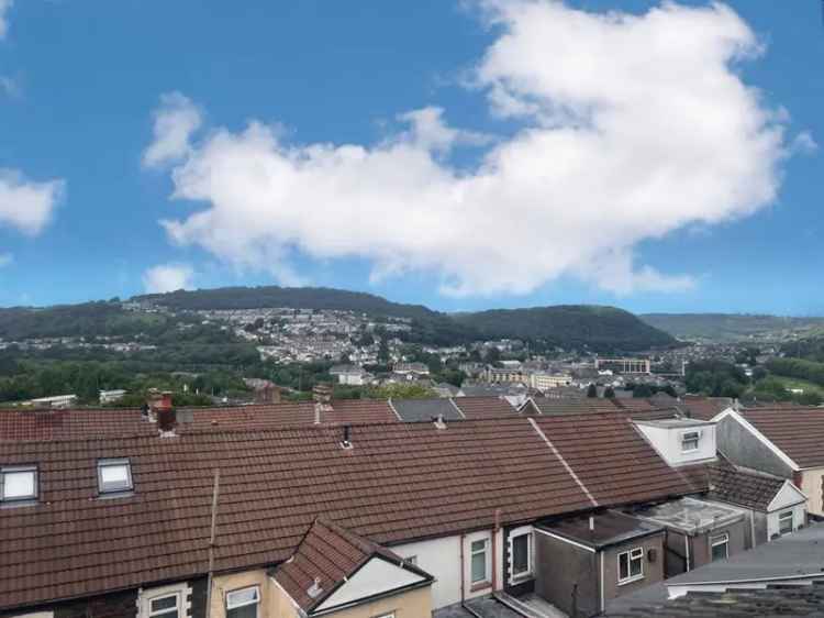 2 Bedroom Mid Terrace House Pontypridd