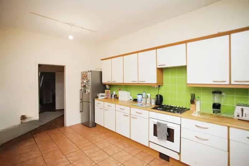 Four Bedroom House Near Rugby Town Centre