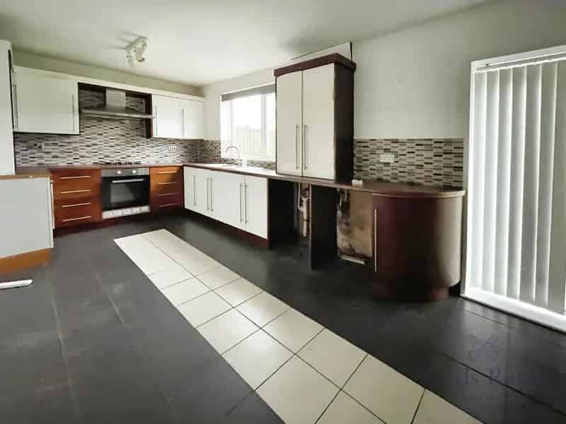 3 Bedroom Semi Detached House For Sale Liverpool