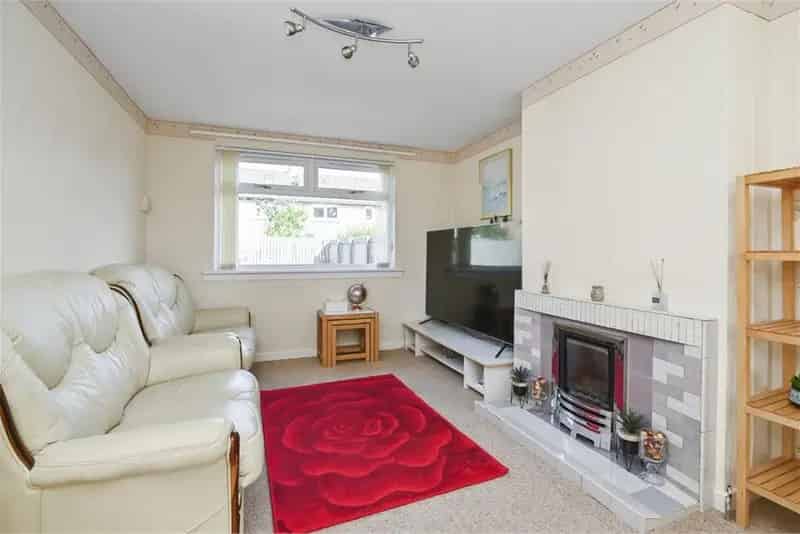 2 Bed House Terraced with 1 Reception Room