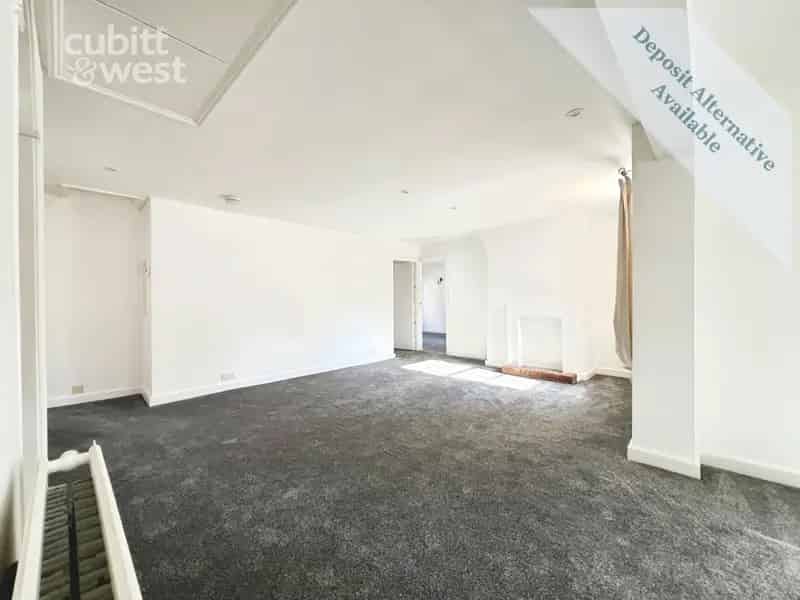 3 Bedroom Apartment to Rent Uckfield Town Centre