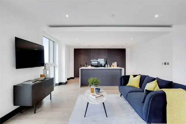 Flat for sale in Glenthorne Road, London W6