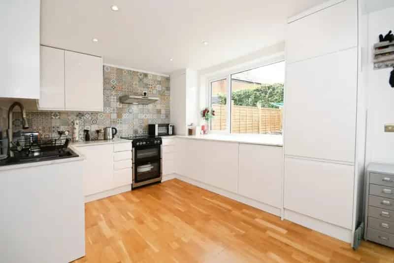 2 Bedroom House For Sale Chesterfield