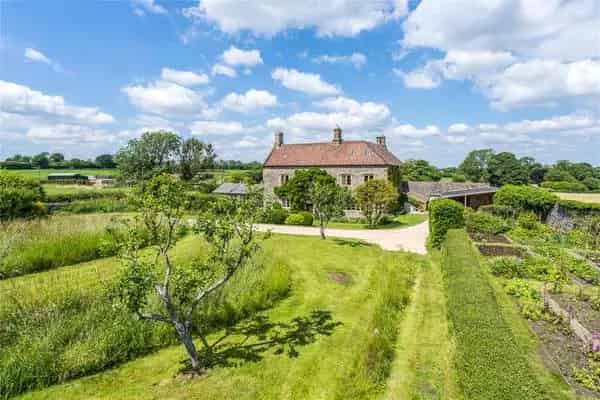 17th Century Farmhouse with Character and Charm
