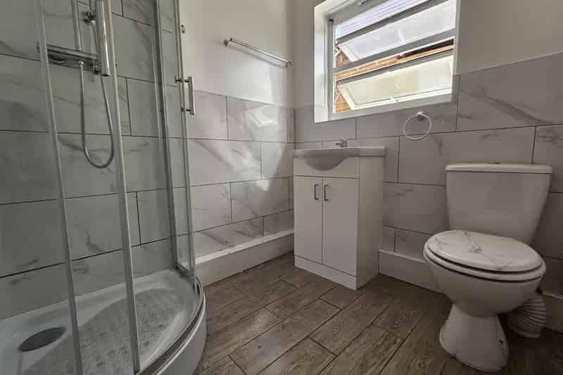 One Bedroom Ground Floor Maisonette Near West Bromwich