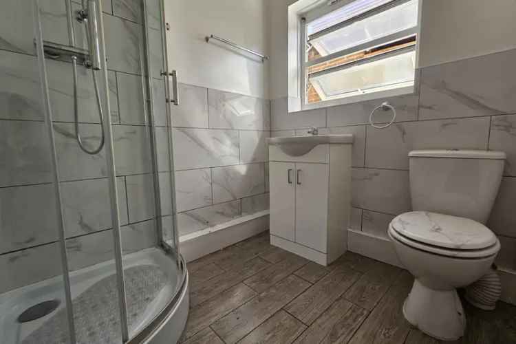 One Bedroom Ground Floor Maisonette Near West Bromwich