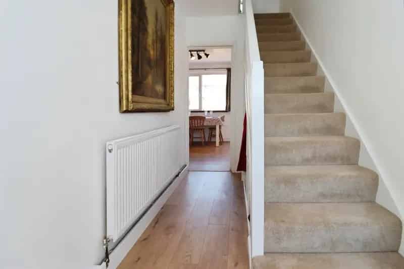 Three Bedroom Mid Terrace House Mangotsfield EV Charging Parking