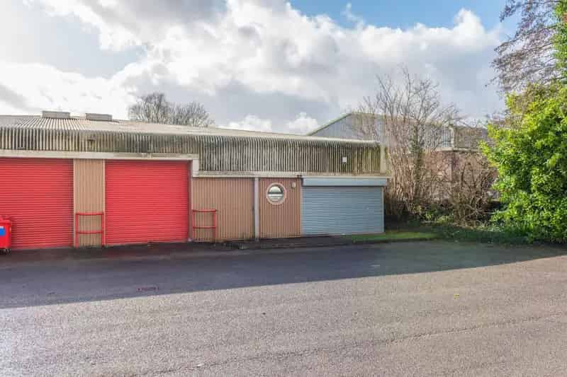 Modern Light Industrial Unit To Let - Hill Street