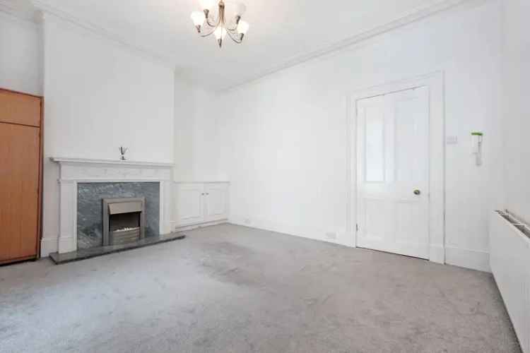 Flat For Rent in 47, Esslemont Avenue, Aberdeen City, Scotland