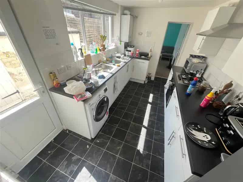 6 Bedroom Terraced House for Rent in Brighton
