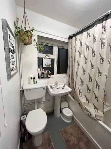 2 Bed 2 Living Room House Near City Centre