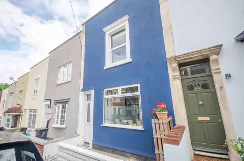 3 Bedroom House For Sale Near St George Park Bristol