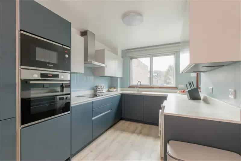 3 Bed Flat Blackford Second Floor 1 Reception Room Garage