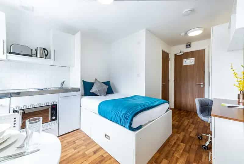 Flat For Rent , Park Street, Luton, England