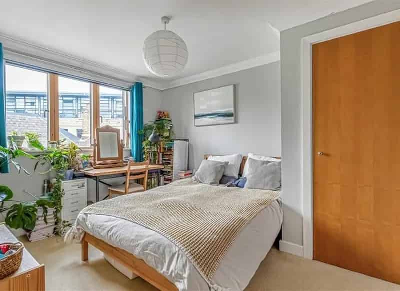 Two Bedroom Apartment near Spitalfields Market