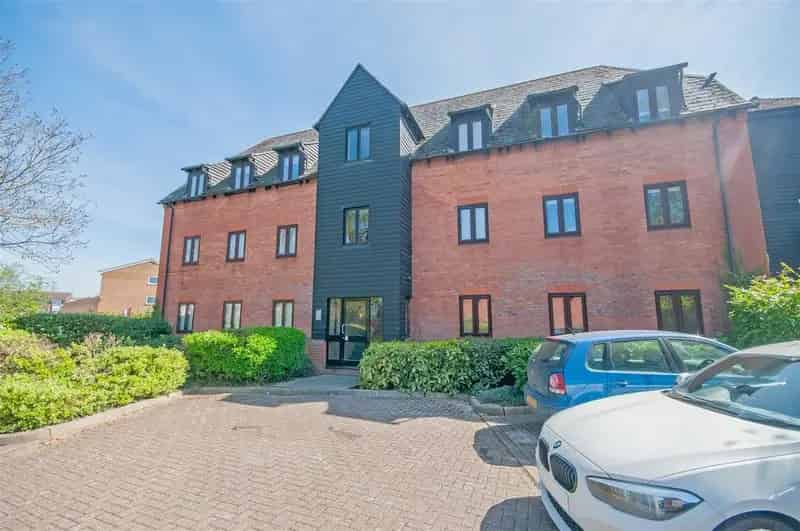 2 Bedroom Apartment for Sale