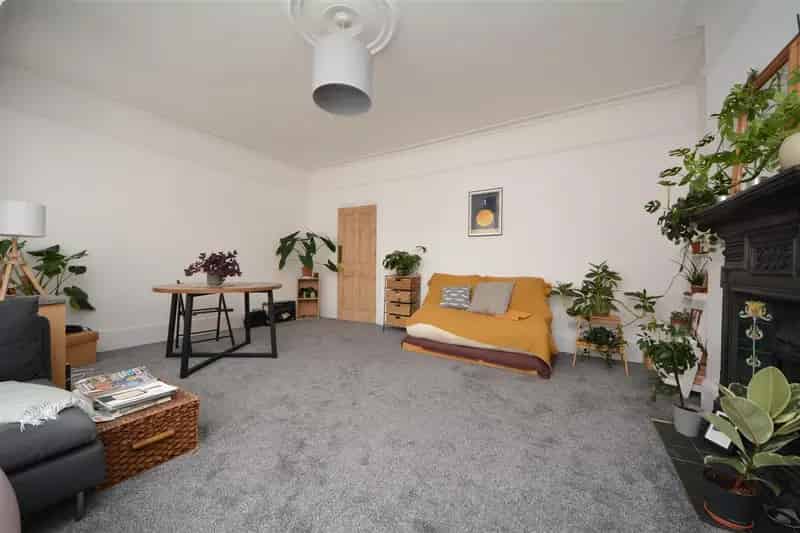 2 Bedroom Flat to Rent East Finchley