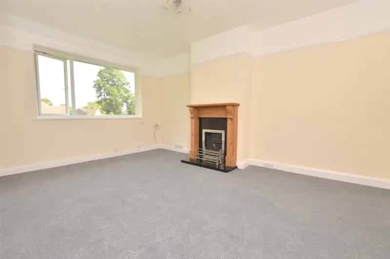2 bedroom maisonette to rent