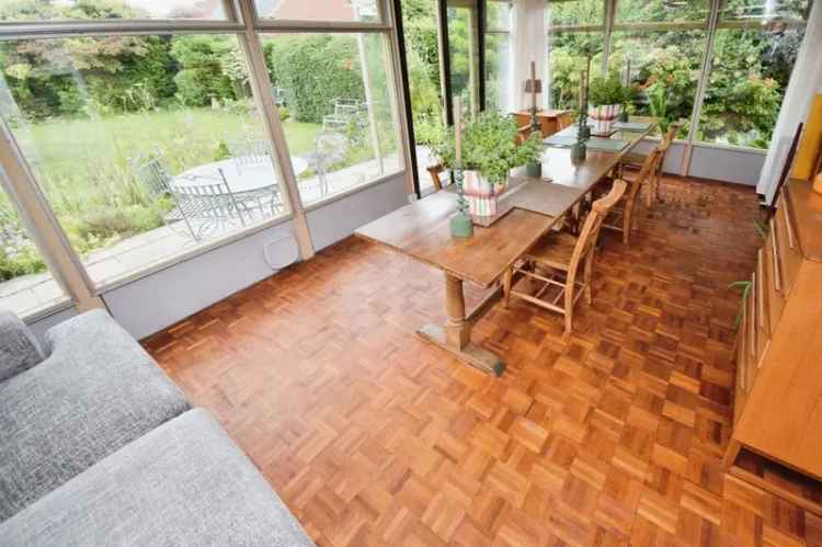 4 Bedroom Detached House for Sale in Brandon Warwickshire