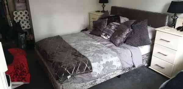 Spacious 1-Bed Flat Near Olympic Park - Newly Decorated