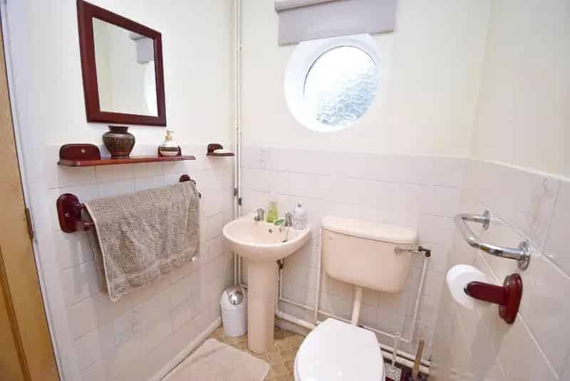 4 Bed Detached House for Sale Near Sevenoaks Station