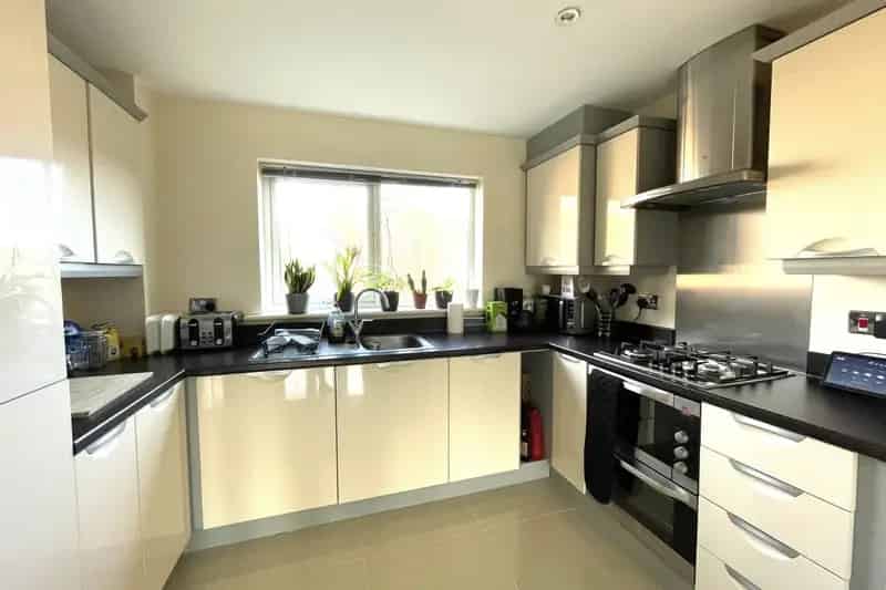 2 Double Bedroom Apartment Woburn Sands  Available July 5th 2025