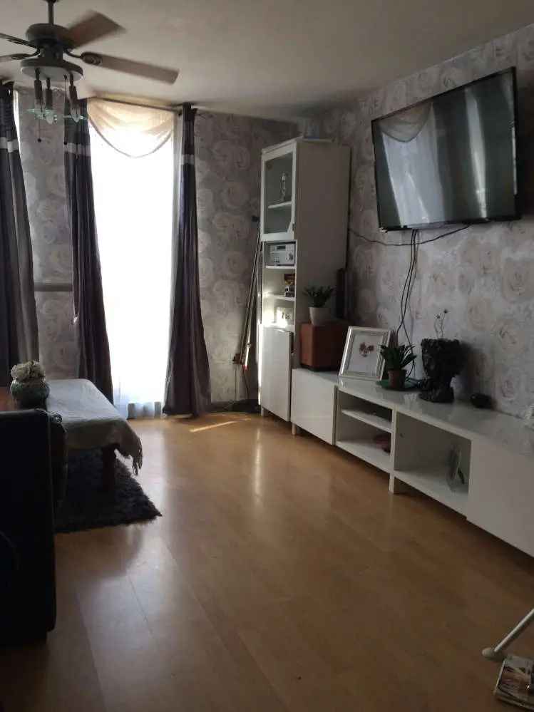 House For Rent in London, England