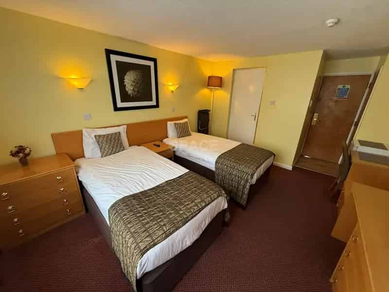 1 Bedroom Studio House to Rent