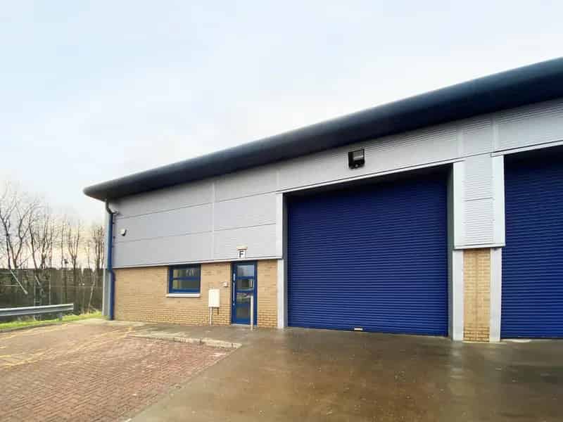 Light Industrial Units M8 Junction 9
