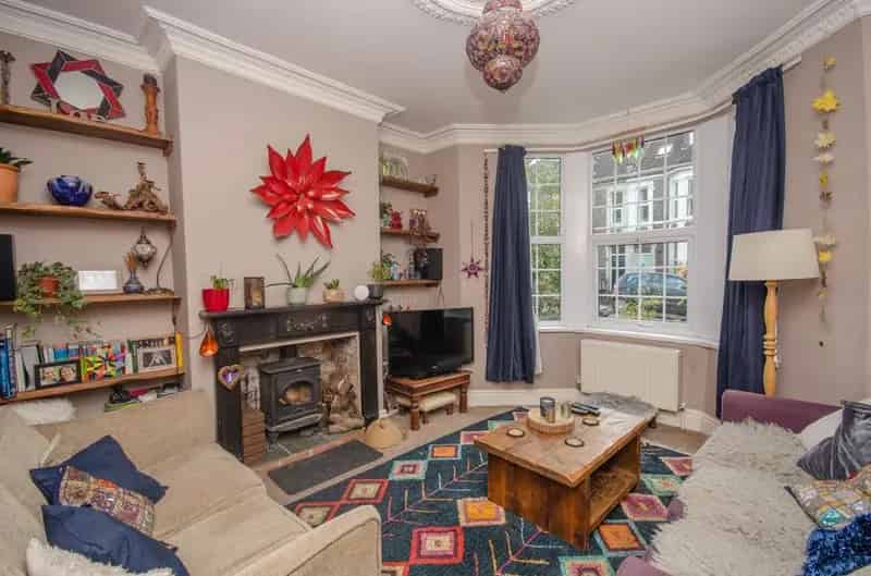 3 Bedroom Victorian Terraced House For Sale