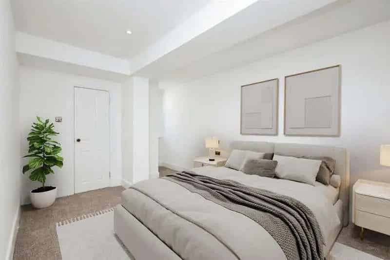2 Bed Flat for Sale near Eastbourne Seafront