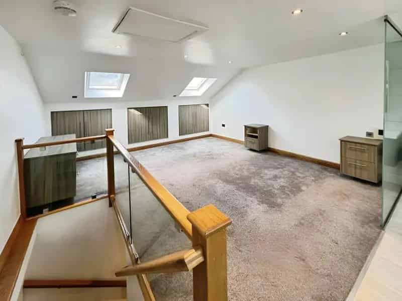 3 Bedroom End Terrace House for Sale Orrell Greater Manchester