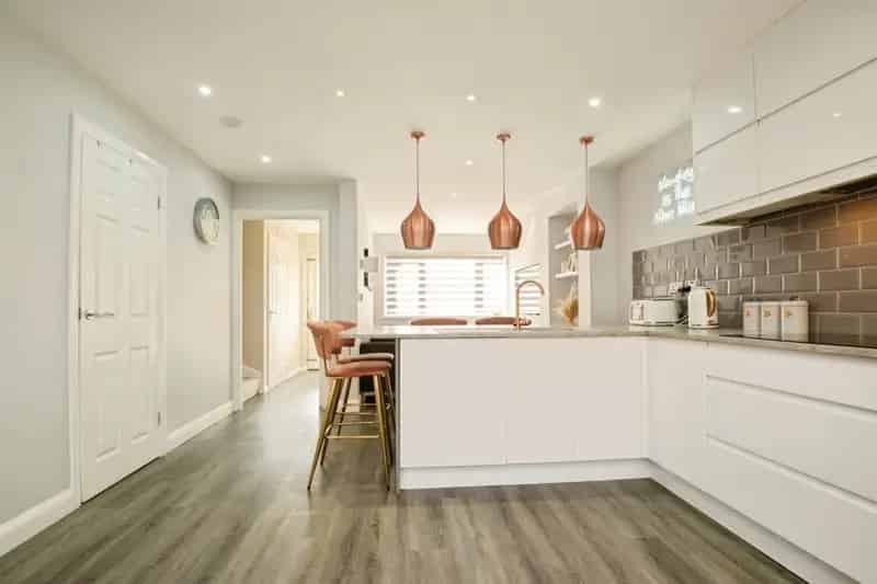 3 Bed Townhouse Pontprennau Family Home Near M4