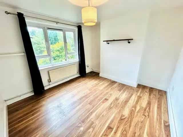 3 Bedroom Semi Detached House Cudworth Zero Deposit Available