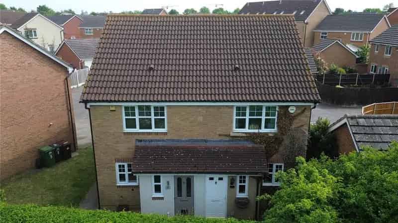 2 bedroom semi-detached house for sale