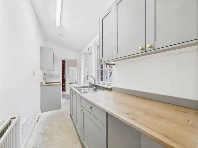 2 Bedroom Mid Terrace House Norwich NR1