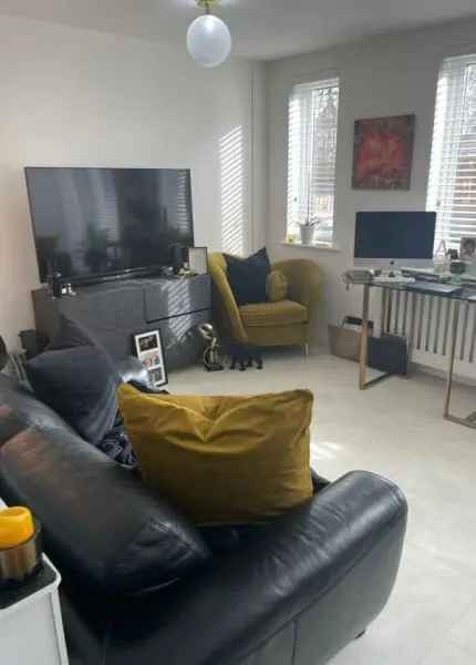 Flat For Rent in Thanet, England