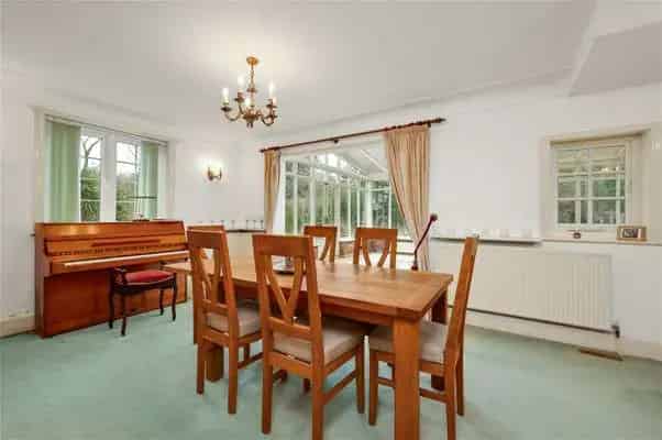 Edwardian Family Home 5 Beds 2 Baths Large Garden