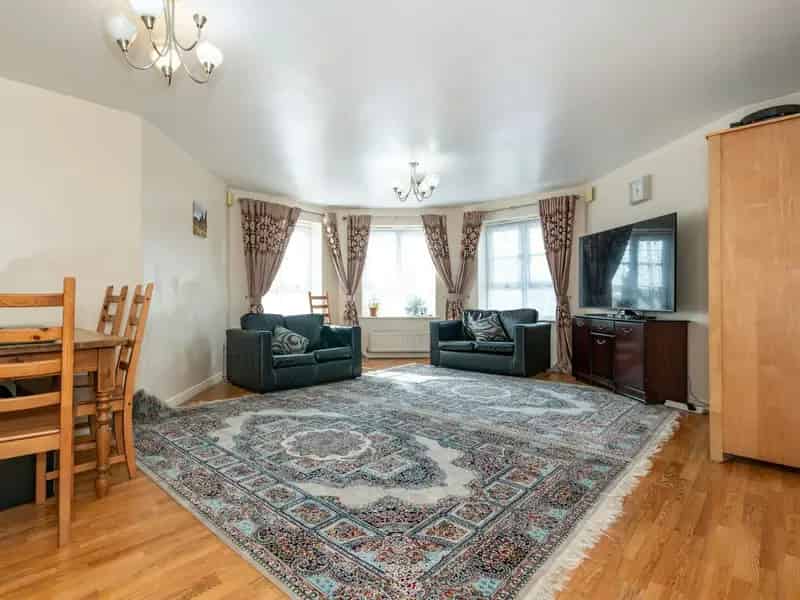 Two-Bedroom Apartment Near Cheetham Hill Road