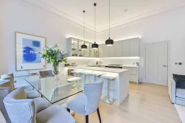 Flat for sale in Queens Gate Gardens, South Kensington, London SW7