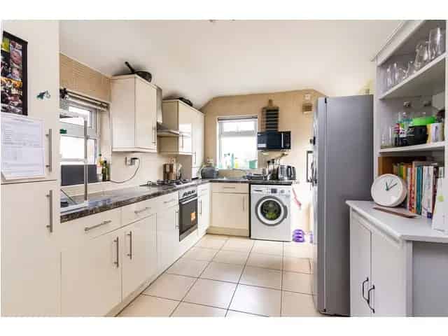 4 Bedroom Cottage for Sale in Newcraighall Edinburgh