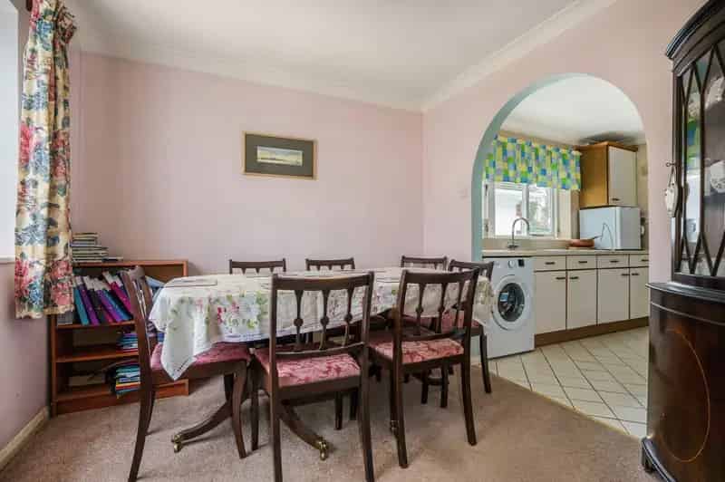 3 Bedroom Detached Bungalow for Sale in Birdham