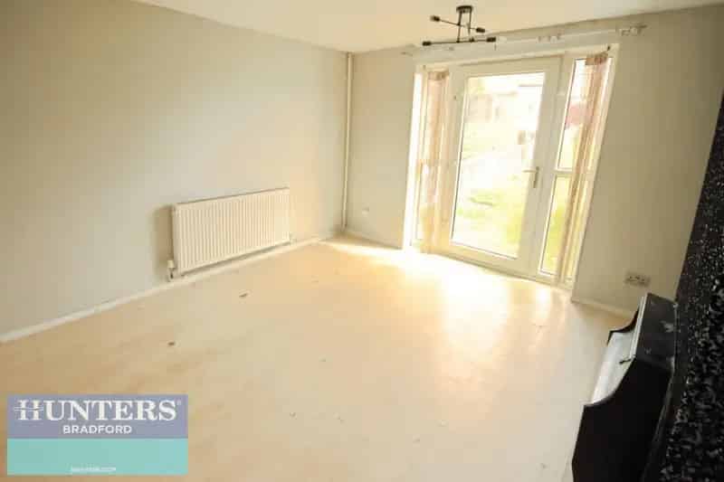 2 Bedroom House for Sale in Bradford