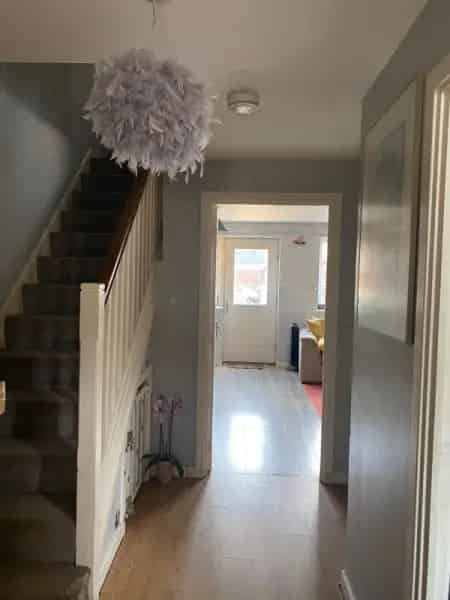 3 Bed House Near London - Newly Updated - Pet-Friendly