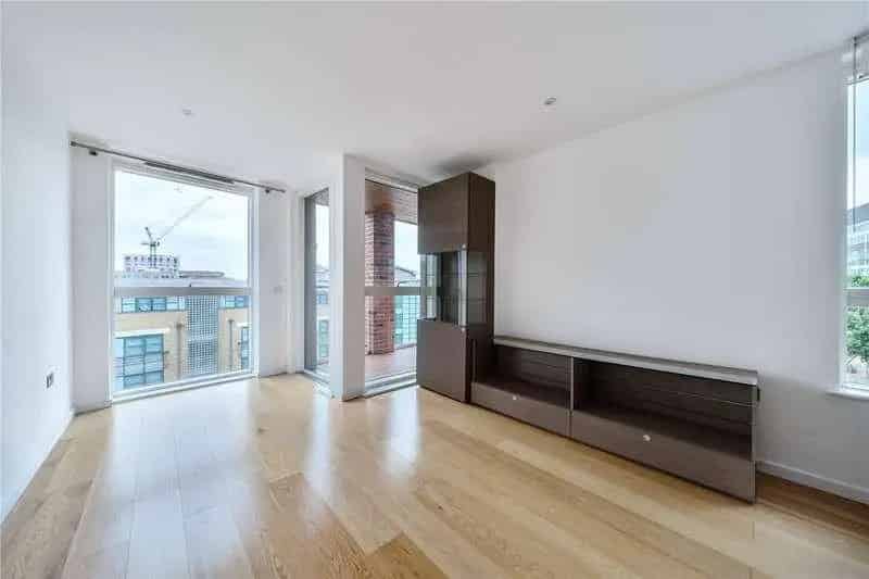 2 Bed Flat for Sale - Modern Riverside Apartment