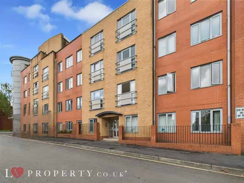 2 Bedroom Apartment for Sale