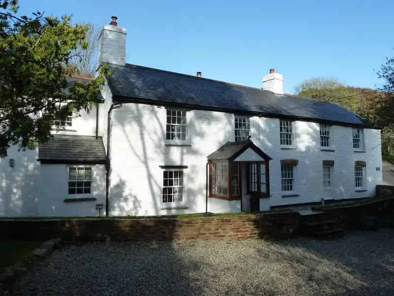 4 Bedroom Detached House to Rent near Truro